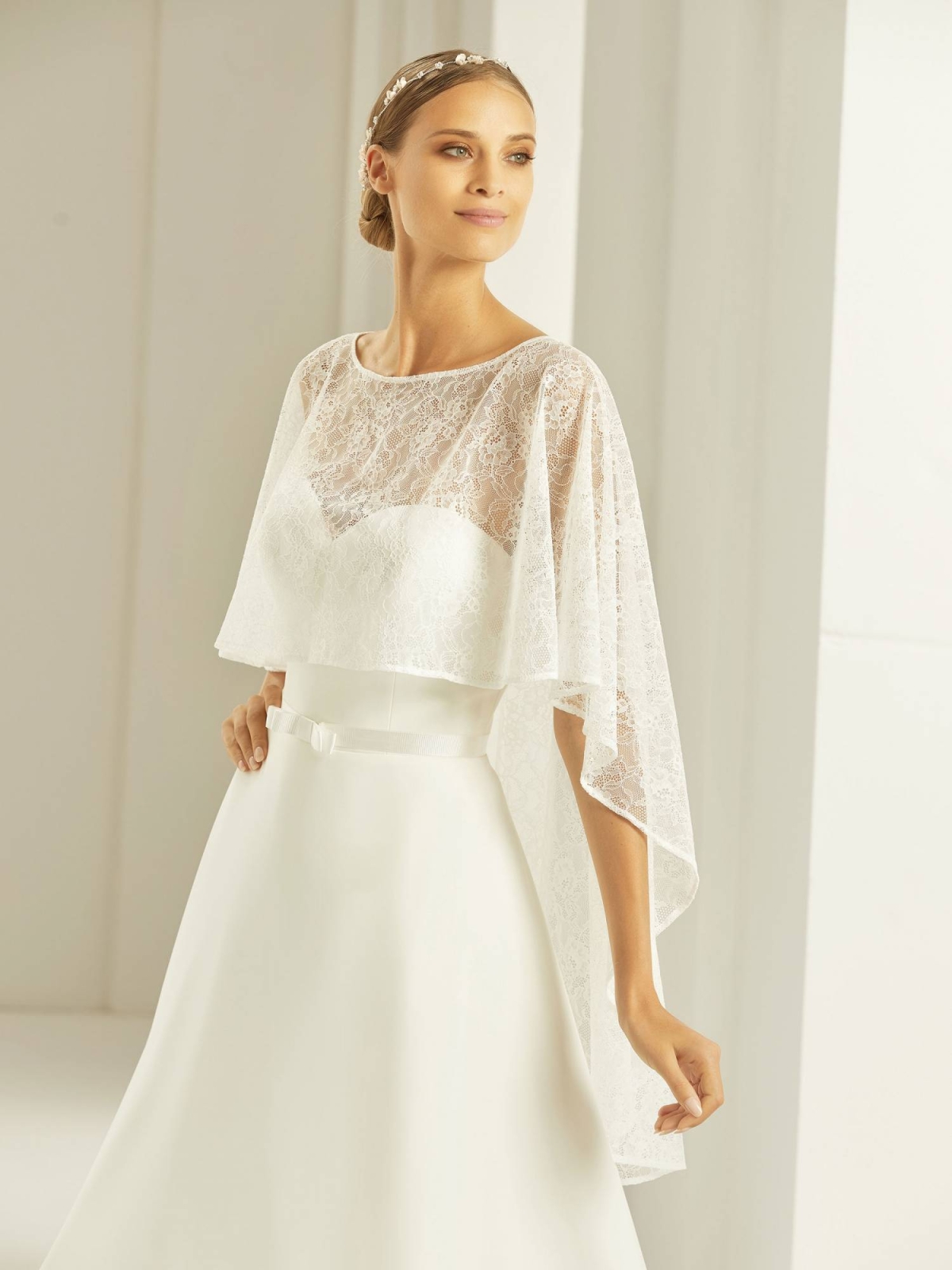 Boleros de novia Bianco Eventos E283 Complementos vestidos de novia